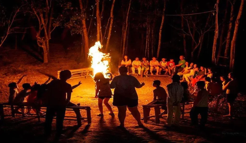 bonfire in rishikesh